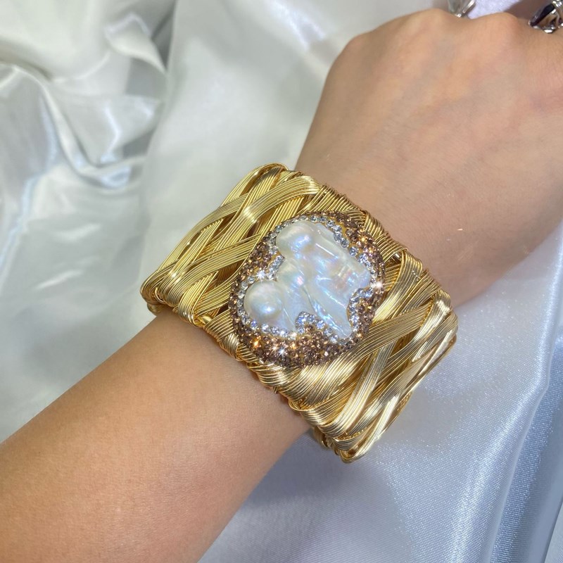 Vintage Fashion Photos - 1pcs white freshwater pearl baroque cuff