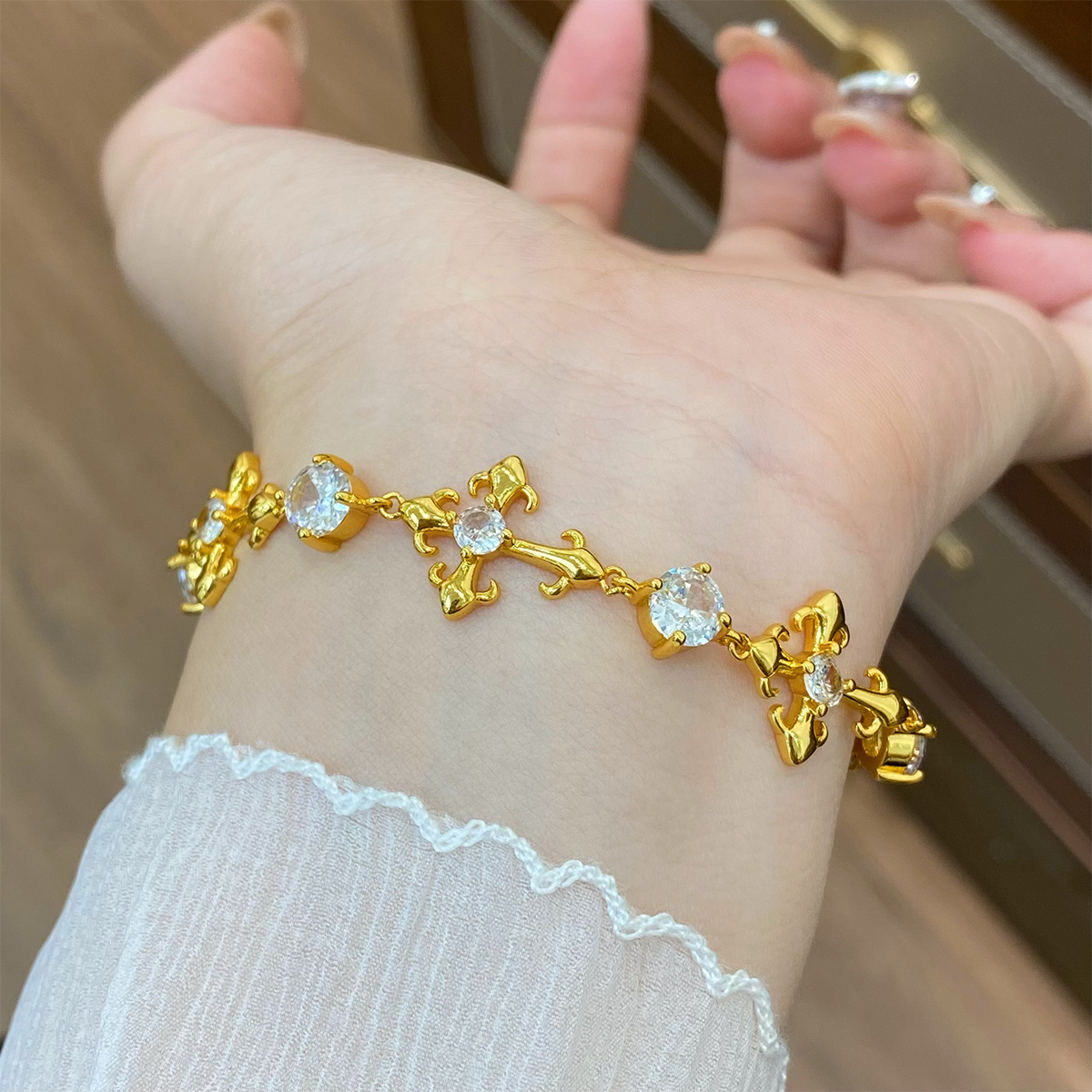 Tiktok same style light luxury - đánh giá và giá Vintage Fashion Tiktok