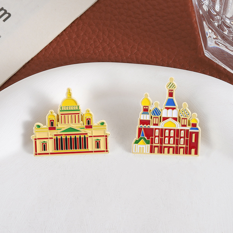 Vintage Building Enamel Brooch - đánh giá và giá Vintage Fashion Build