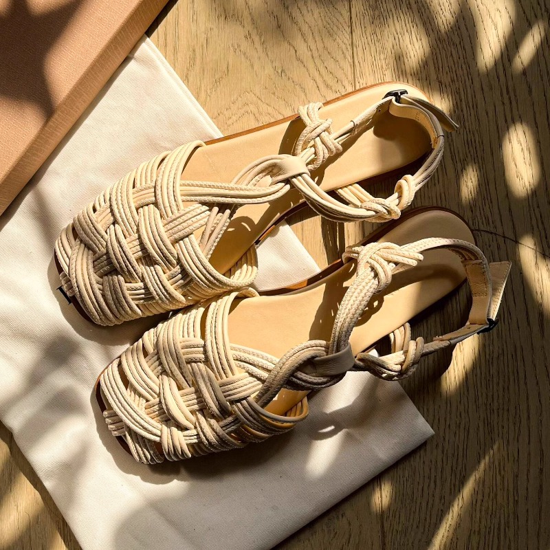 Vintage Hand-woven Flat-bottom - đánh giá và giá Vintage Fashion In 2026